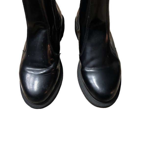 DR. MARTENS Flora Chelsea Boots in Classic Black Leather Size 6 - Picture 3 of 9